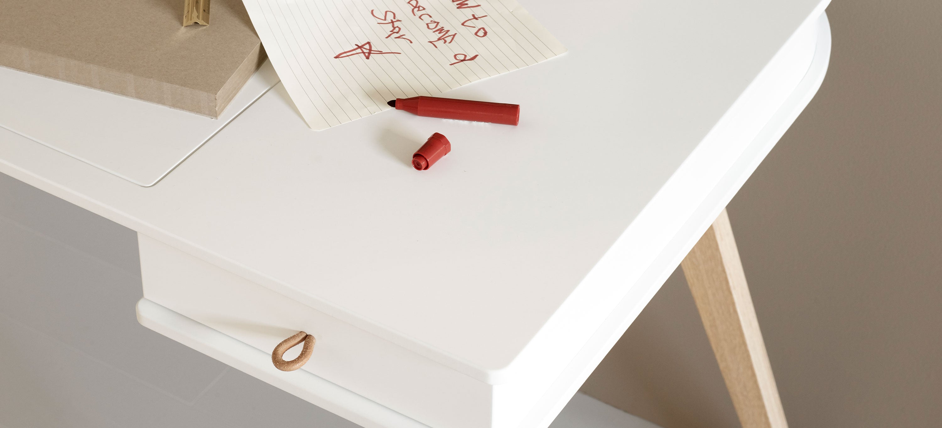 Wood Skrivebord - Oliver Furniture