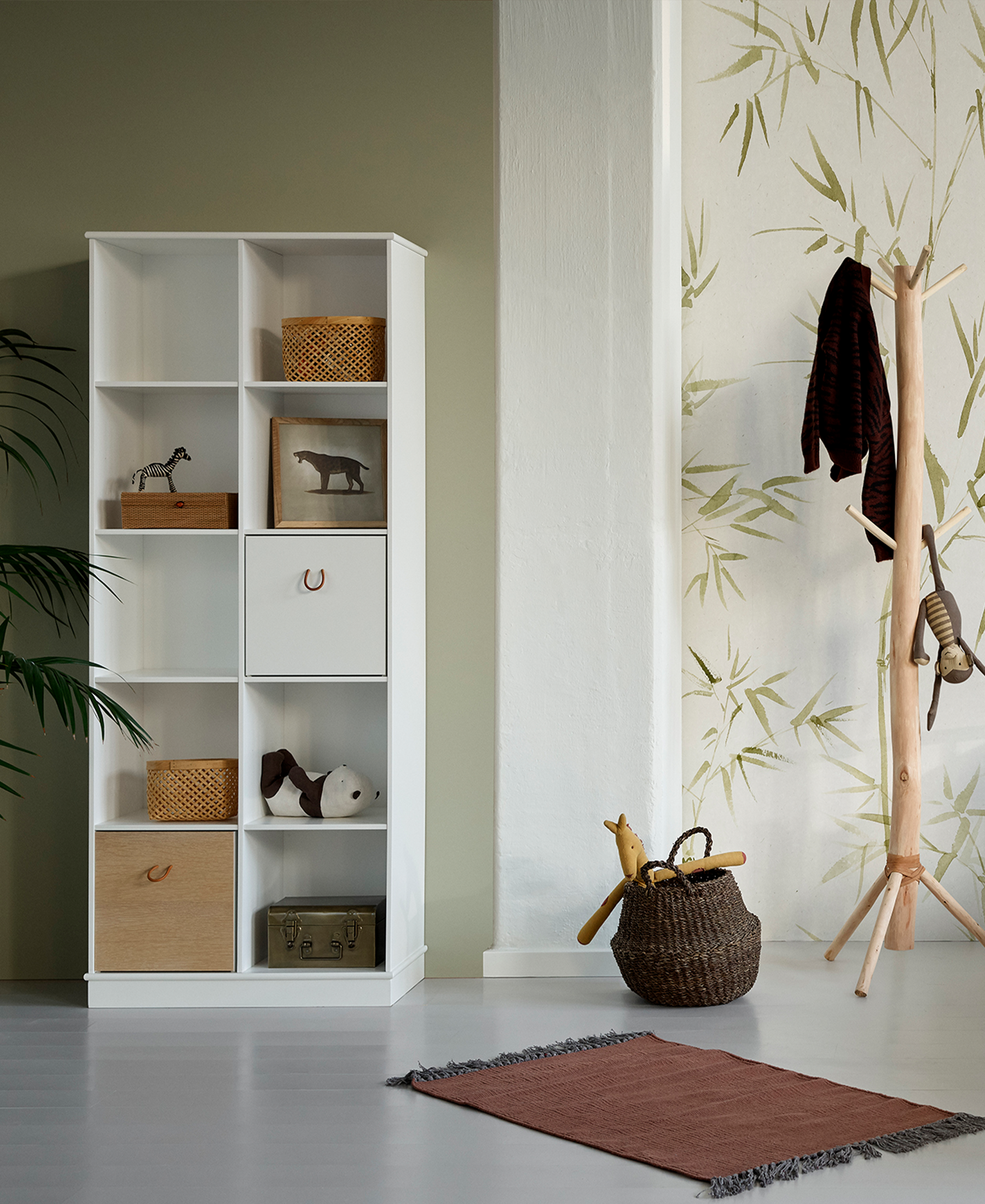 Wood reol 2x5 med sokkel